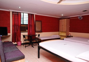 Hotel Highland Residency