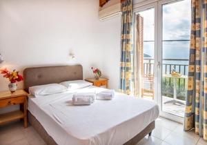 Hotel Korakakis Beach