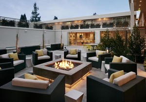 Hotel Lucent