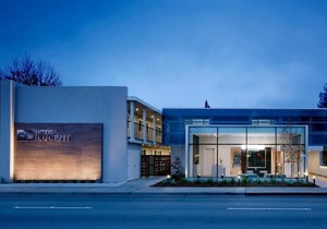 Hotel Lucent