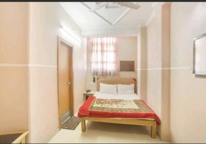 Hotel Queen