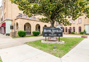 Hotel Seville, Ascend Hotel Collection