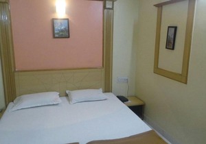 Hotel Suraj Classic