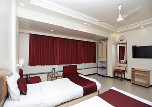 Hotel Suyash Deluxe
