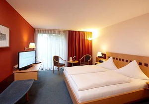 Hotel Weisses Kreuz - INCL. LIFT PASS Double room, shower/wc, HB