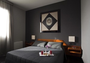 Hotel Zone