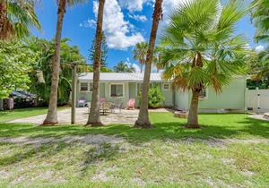House ∙ 2 bedrooms ∙ 5 guests