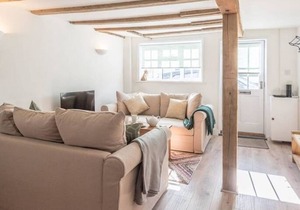 House ∙ 2 bedrooms ∙ 4 guests