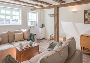 House ∙ 2 bedrooms ∙ 4 guests
