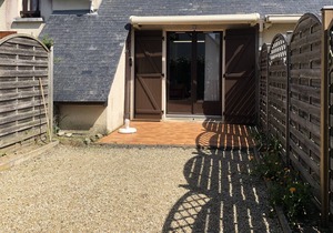 House 3 people - Residence with swimming pool - beach 300 m -