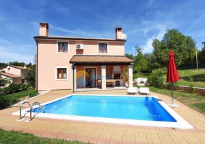 House 377/857 (Istria - Sveti Lovreč), 18000m from the beach