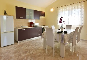House 598/1443 (Istria - Sveti Lovreč), 18000m from the beach