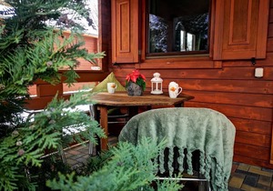 House 9 - Sveda yard