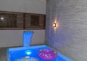 House for 10 people with pool