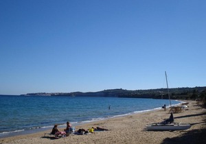 House Giannis Haikos two minutes walk to the beach Peroulia