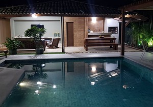 HOUSE ON GUARAJUBA BEACH SEA FRONT CONDOMINIUM