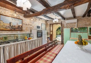 House Peresiji