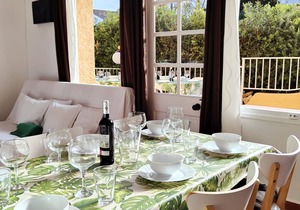 House with garden at 30 meters from the sand beach of la Fosca.