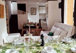 House with garden at 30 meters from the sand beach of la Fosca.