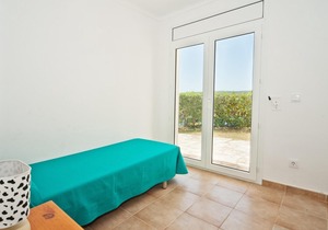 House with seaview up the hill of Montgo. HUTG-011704