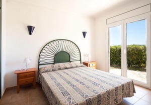 House with seaview up the hill of Montgo. HUTG-011704
