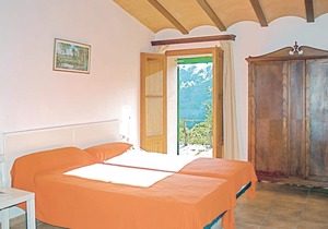 How about a vacation in the countryside in Mallorca?