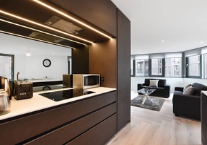 Hoxton III by Servprop