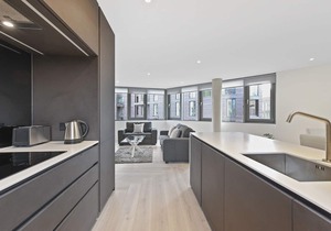 Hoxton III by Servprop