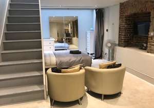 Hoxton Subterranean Appartment