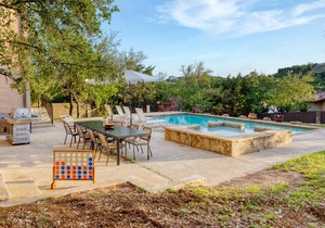 Hudson by AvantStay Magnificent Home w/ Beautiful Views, Multiple Living Areas, Pool & Games!