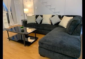 Huge studio on Pico and Robertson with full kitchen and parking