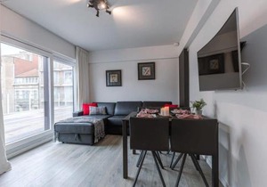 Huswell - Spacious Sunny Apartment with Huge Terrace