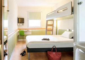 ibis budget Courbevoie Paris