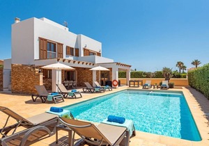 Ibiza 4 bedroom villa, Cala'n Blanes