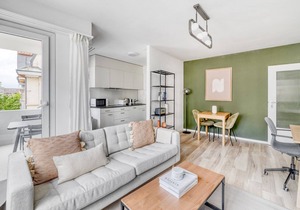 Ideal Iselin 2 Room w/Storage, 1min to Local Market, by Blueground