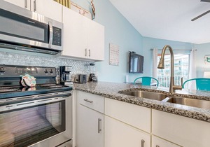 Ideally-Located Coastal Condo w/Shared Pool, Hot Tub, Balcony, & Beach Access