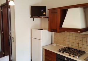 Ideally located for a beach and city holiday