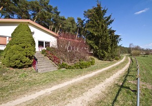 Idyllic holiday home in the nature near the lake (NO. 2)