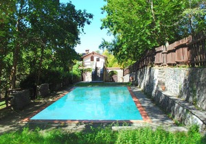 Idyllic Retreat in Tuscany
