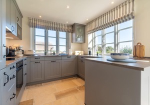 "Idyllic vacation at Haus Deichblick 2 - relaxation by the North Sea!"