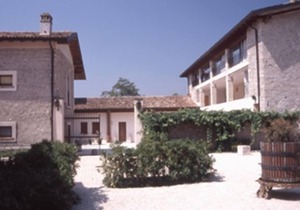 Il Colombaro Tipo D - Four Bedroom Apartment, Sleeps 8