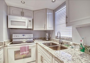 IM G-5 - Island Manor condo