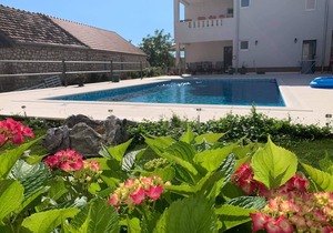 IMOTSKI at Blue Lake Center Apartment with 2 bedrooms, 2 bathrooms 4+2