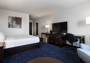 Imperia Hotel and Suites