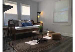 Impressive Cozy Historic 2BR Apt Near Downtown