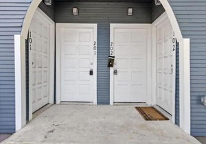 Impressive Cozy Historic 2BR Apt Near Downtown