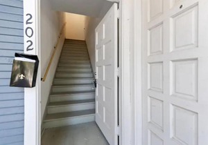 Impressive Cozy Historic 2BR Apt Near Downtown