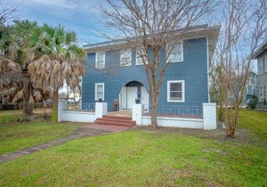 Impressive Cozy Historic 3BR Apt Near Downtown