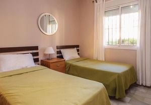 In a well-maintained residential complex with community pool in Mijas Costa you will find this beaut