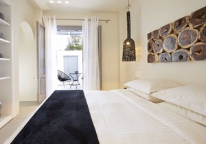 In Eolia Villas we believe in true hospitality.